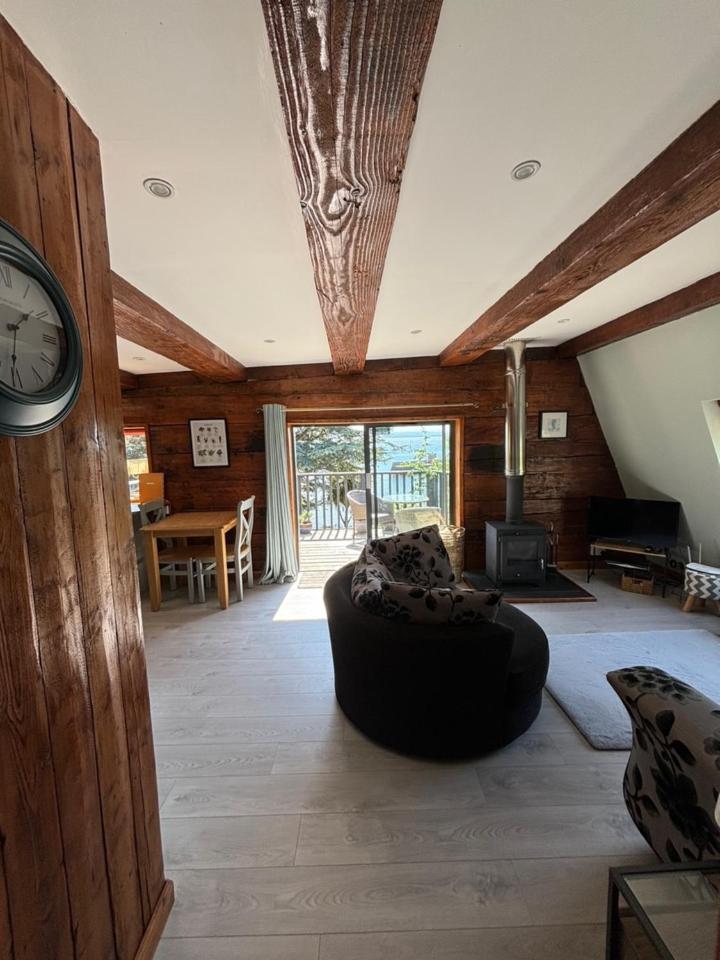 Апартаменты Cosy Coastal Hideaway With Incredible Sea Views Фортроз Экстерьер фото
