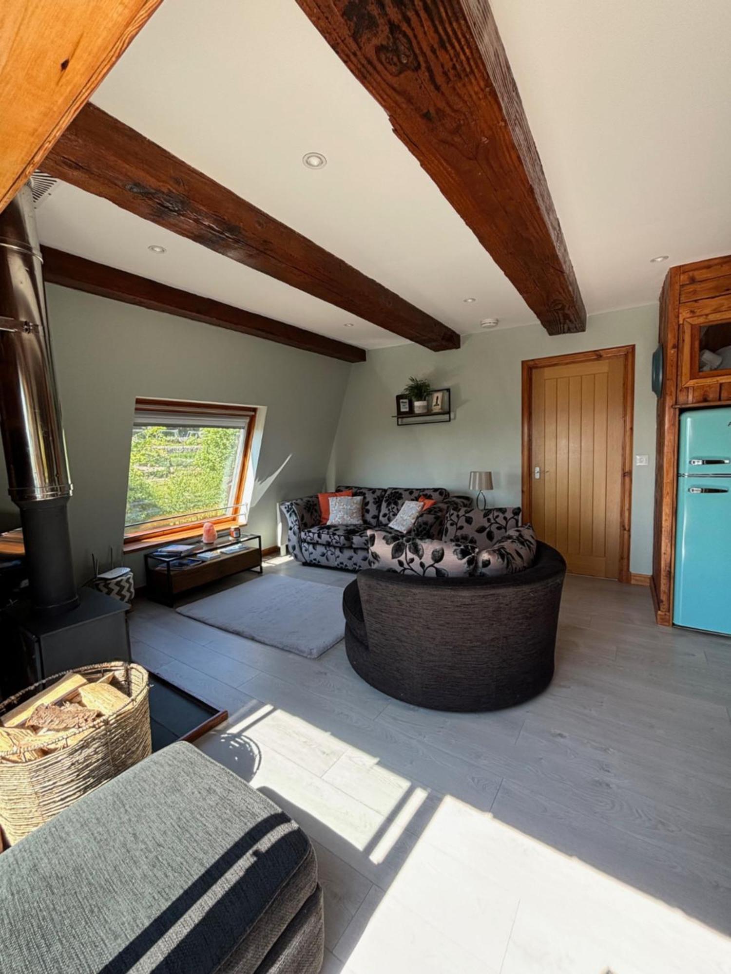 Апартаменты Cosy Coastal Hideaway With Incredible Sea Views Фортроз Экстерьер фото
