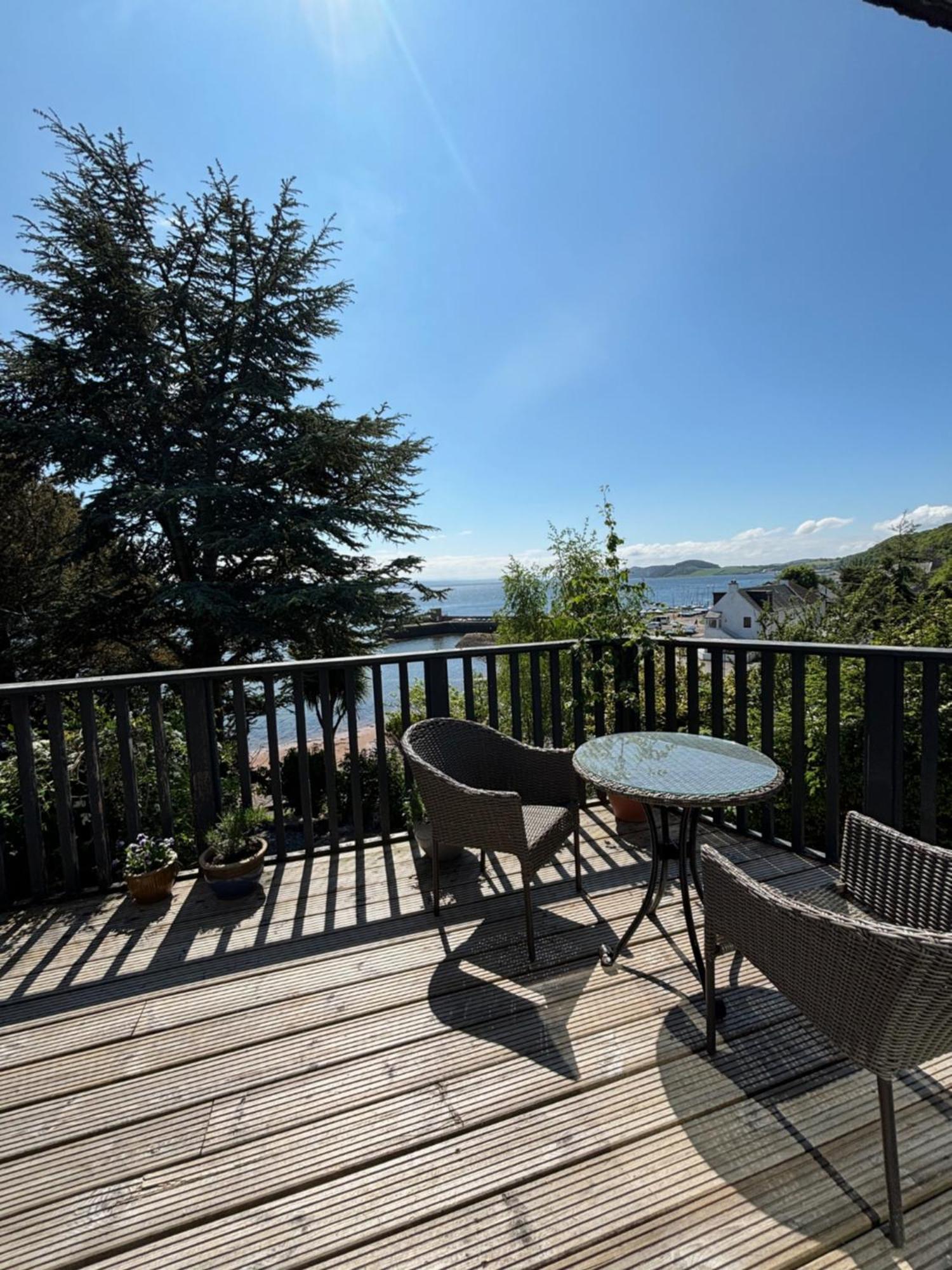 Апартаменты Cosy Coastal Hideaway With Incredible Sea Views Фортроз Экстерьер фото